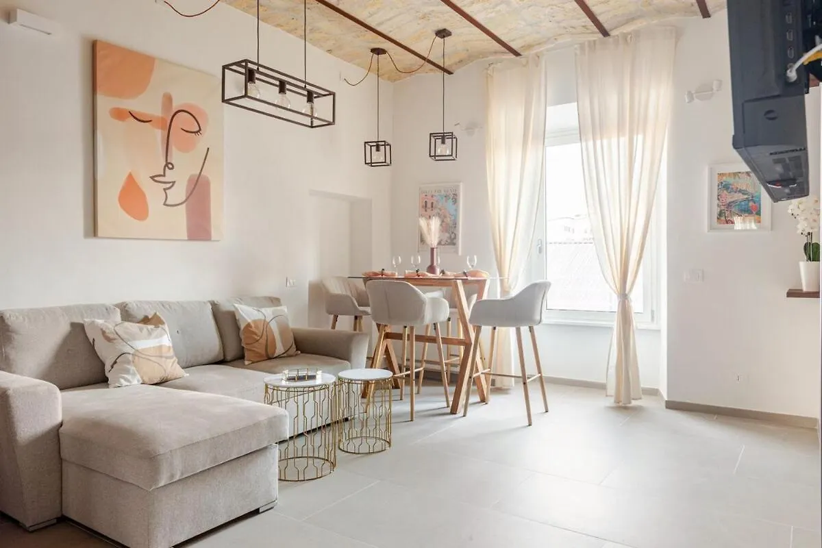Luxe Escape Colosseo Roma