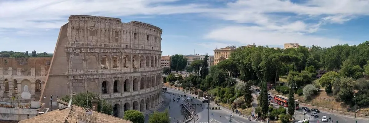 Luxe Escape Colosseo Rome