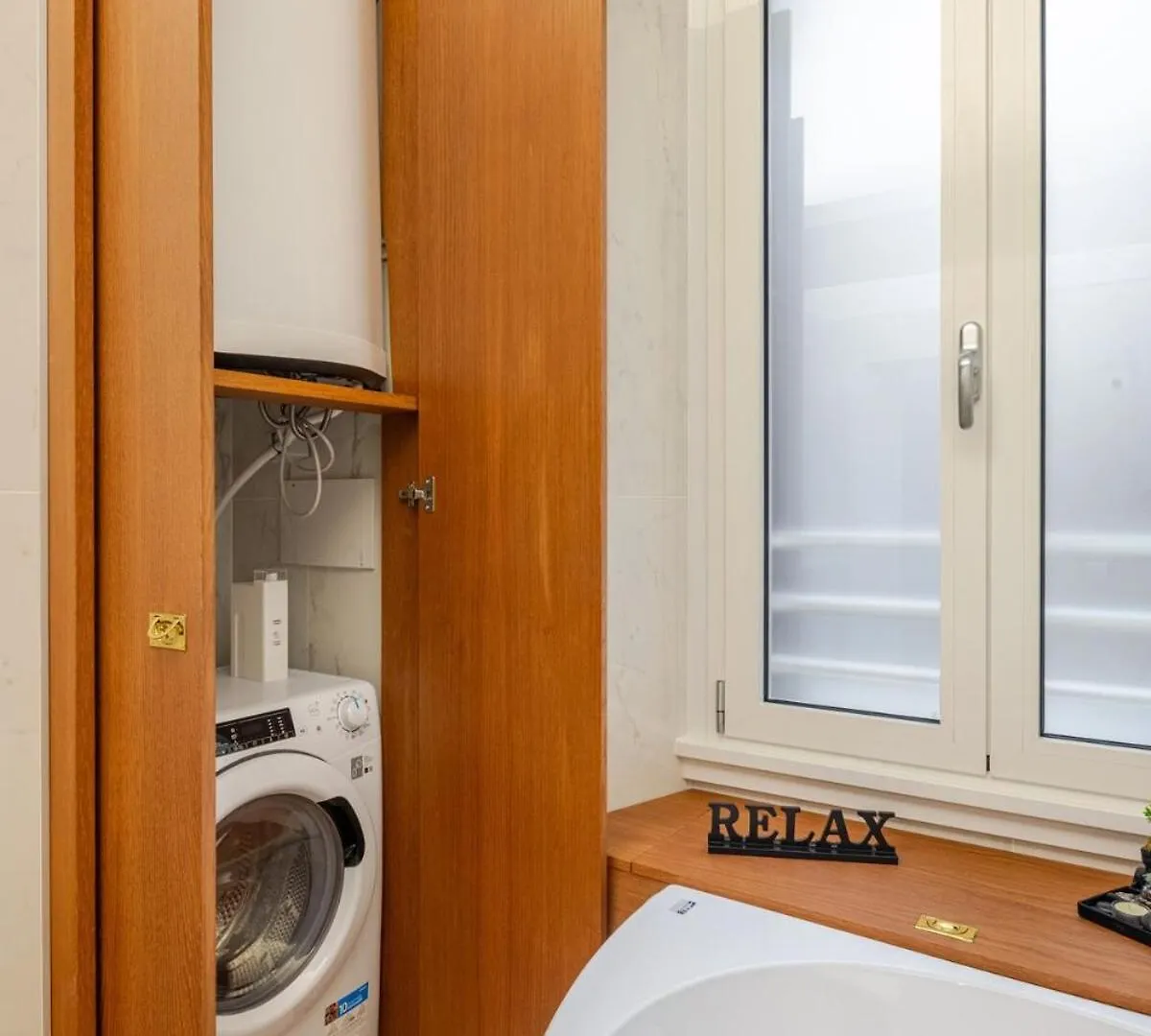 Apartment Luxe Escape Colosseo Rome Italy