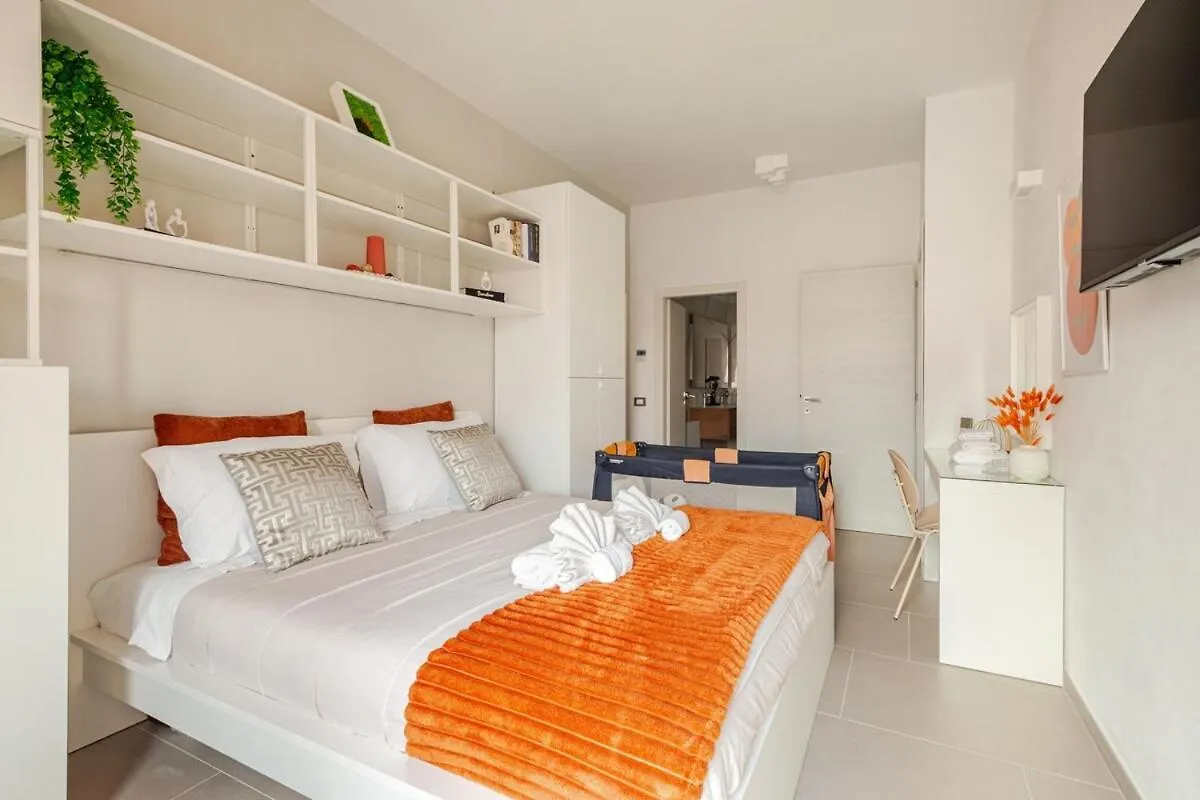 Luxe Escape Colosseo Rome Italy